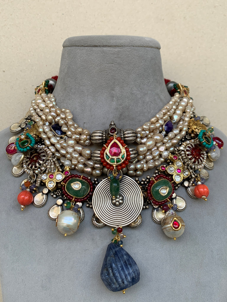 FS128  Maahru Silver Necklace