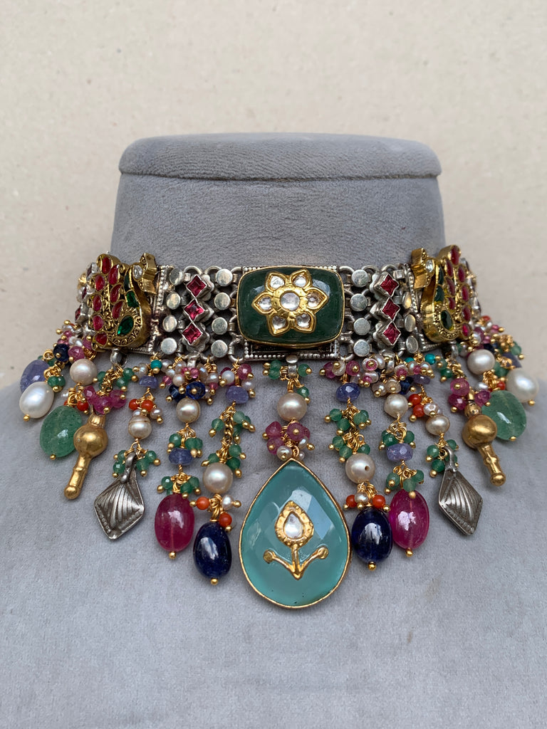 FS142  Maahru Silver Necklace