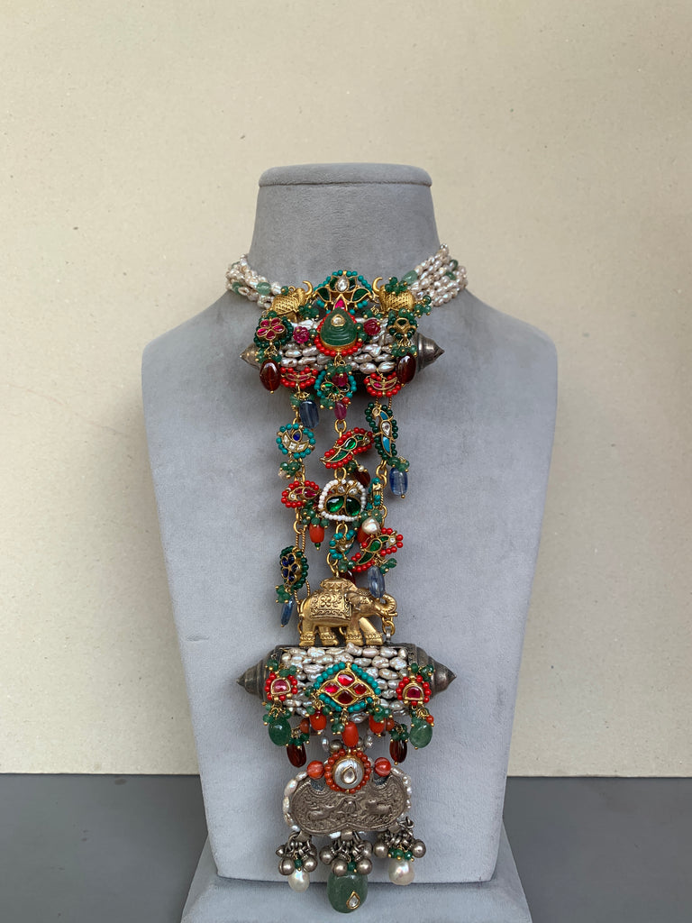 FS156  Maahru Silver Necklace