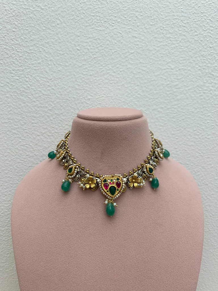 FS266 Maahru Silver Necklace