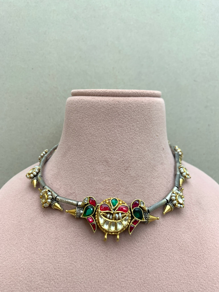 FS269 Maahru Silver Necklace