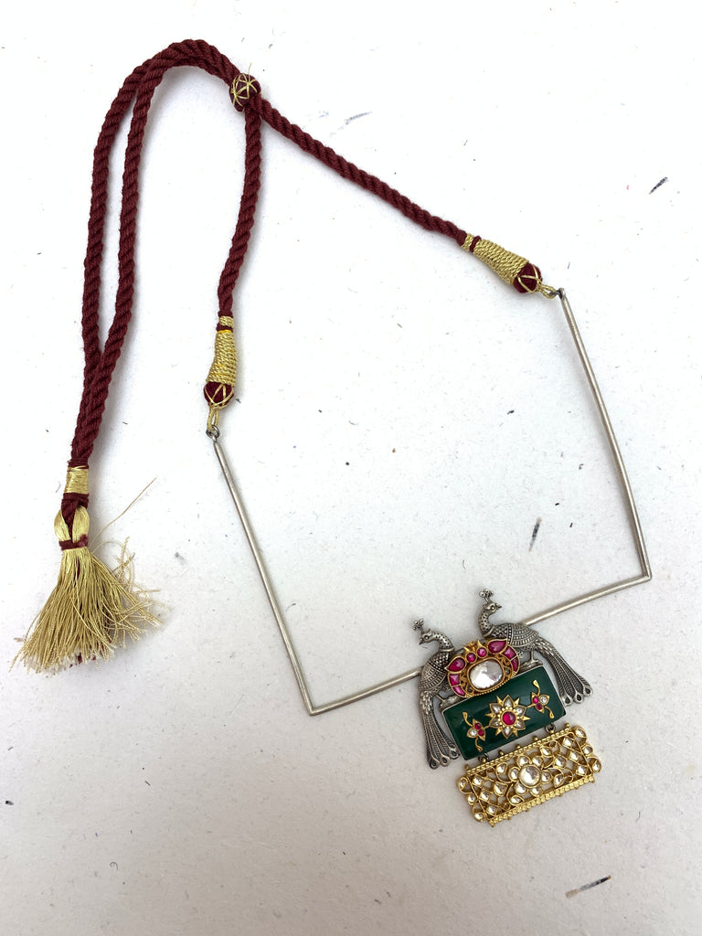 FS270 Maahru Silver Necklace