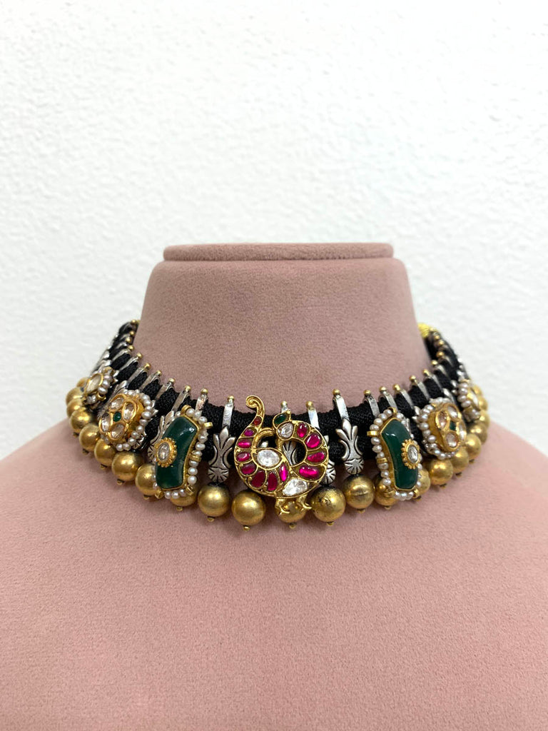 FS275  Maahru Silver Necklace