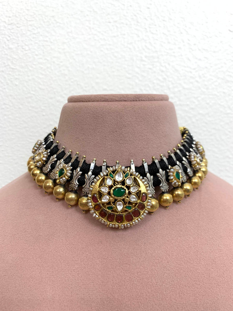 FS278  Maahru Silver Necklace
