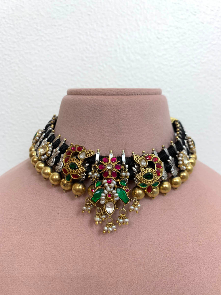 FS279  Maahru Silver Necklace