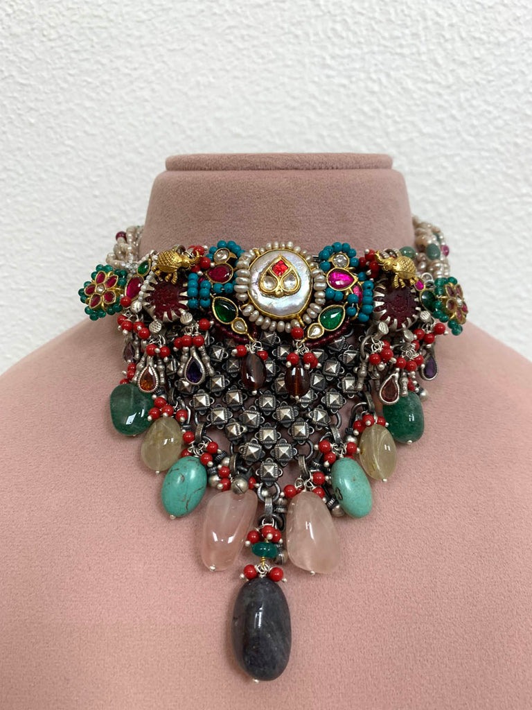 FS284  Maahru Silver Necklace