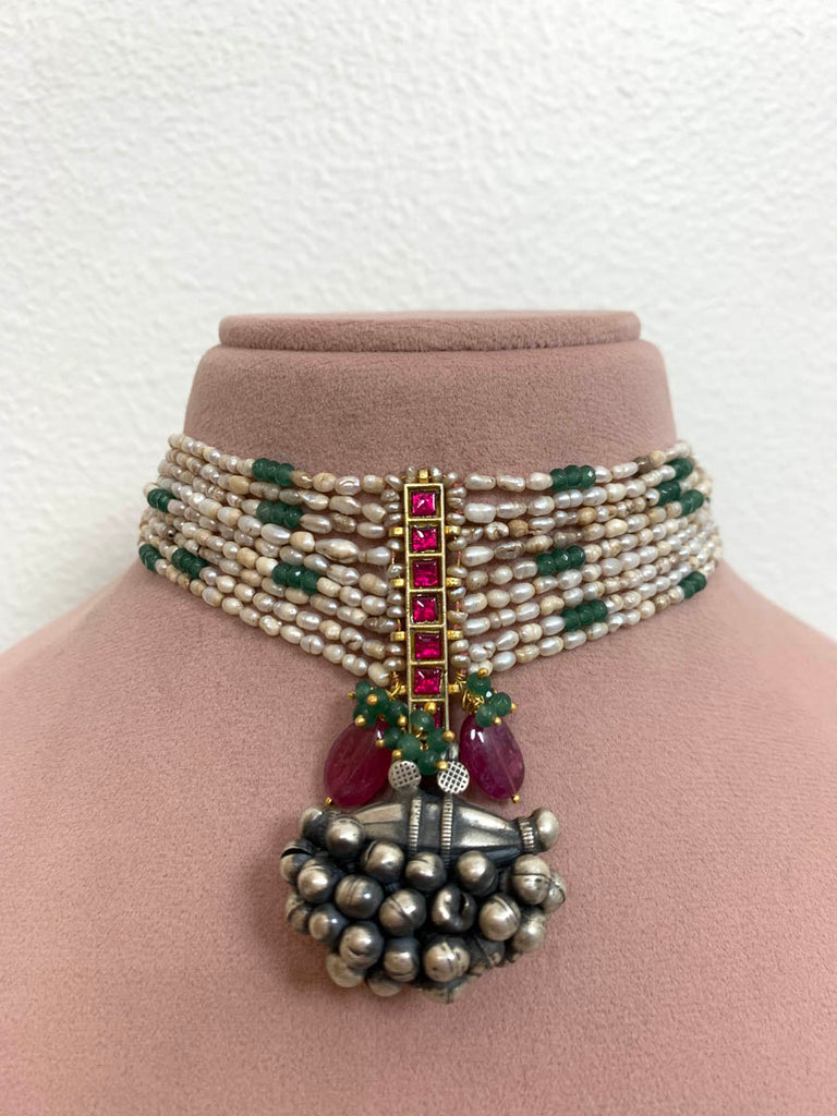 FS288  Maahru Silver Necklace