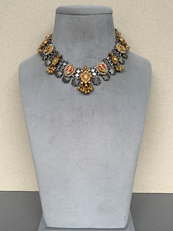 FS58 Maahru Silver Necklace