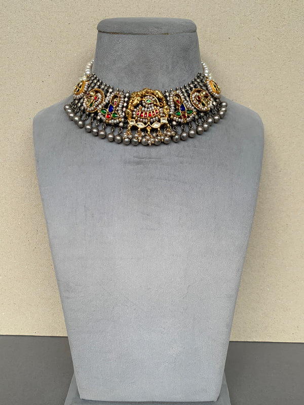 FS70 Maahru Silver Necklace