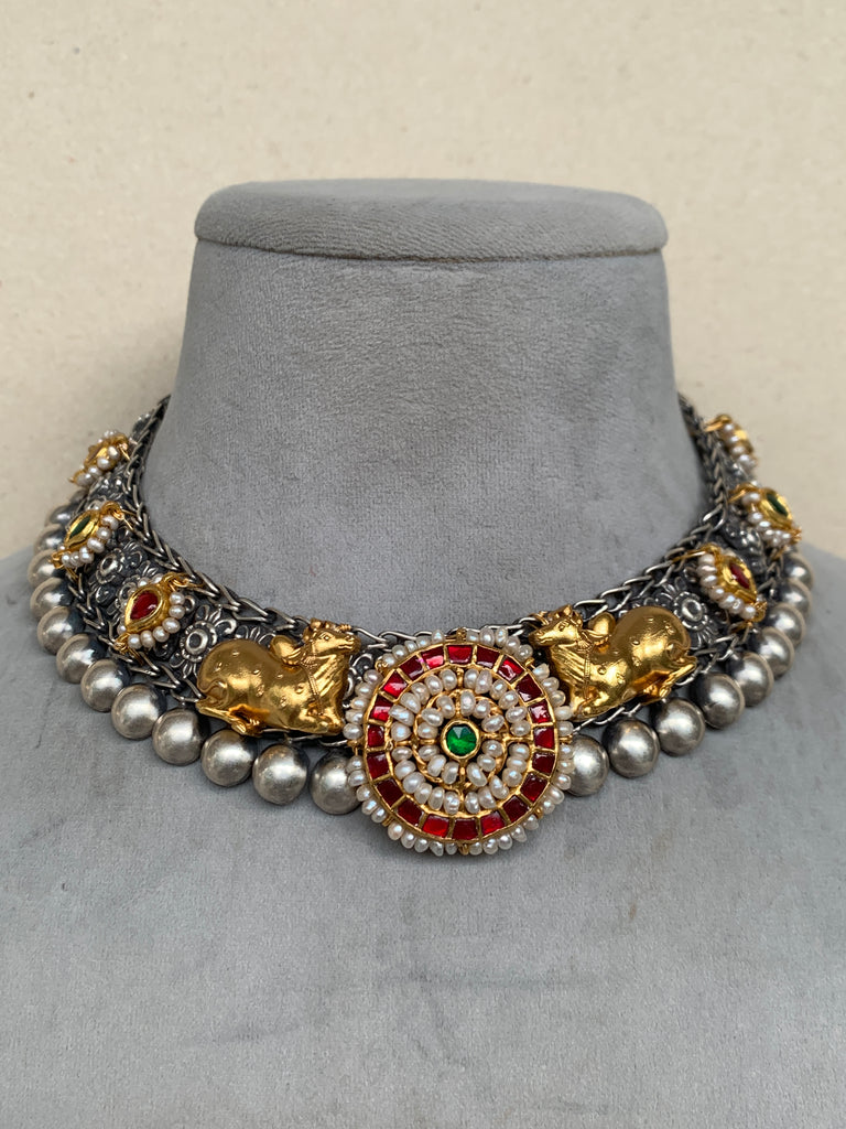 FS74 Maahru Silver Necklace