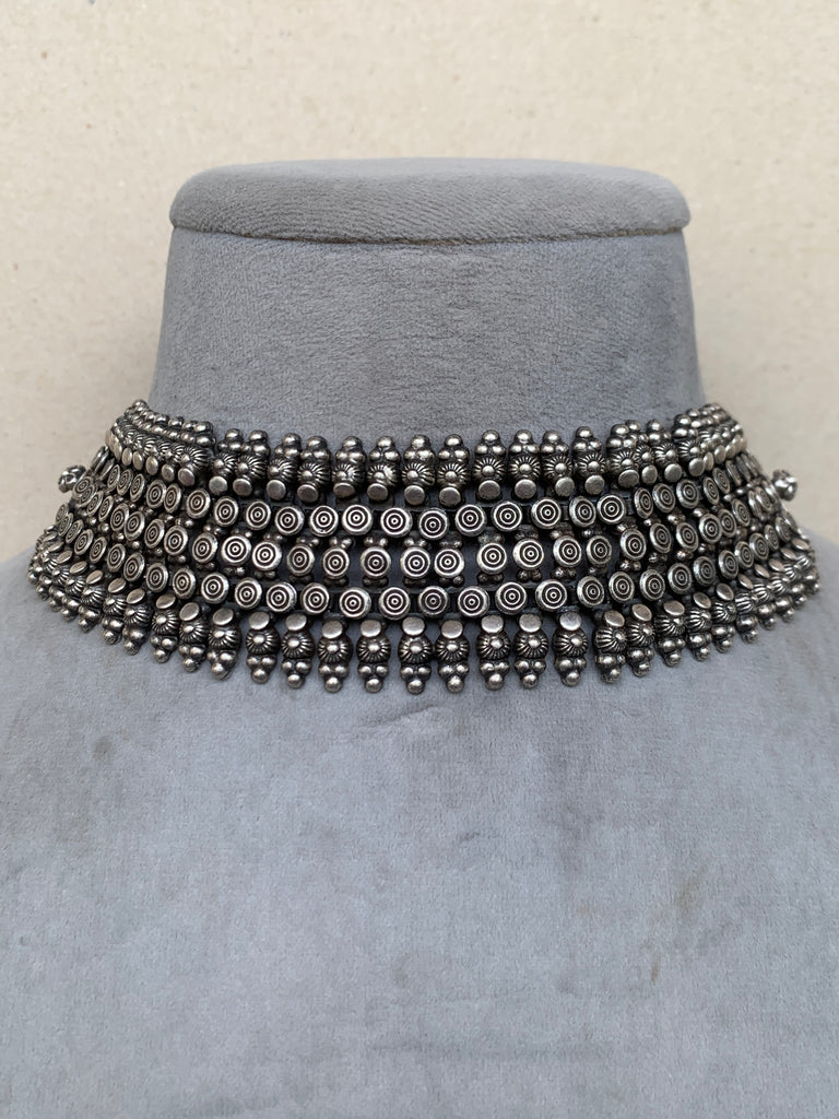 FS89 Maahru Silver Necklace