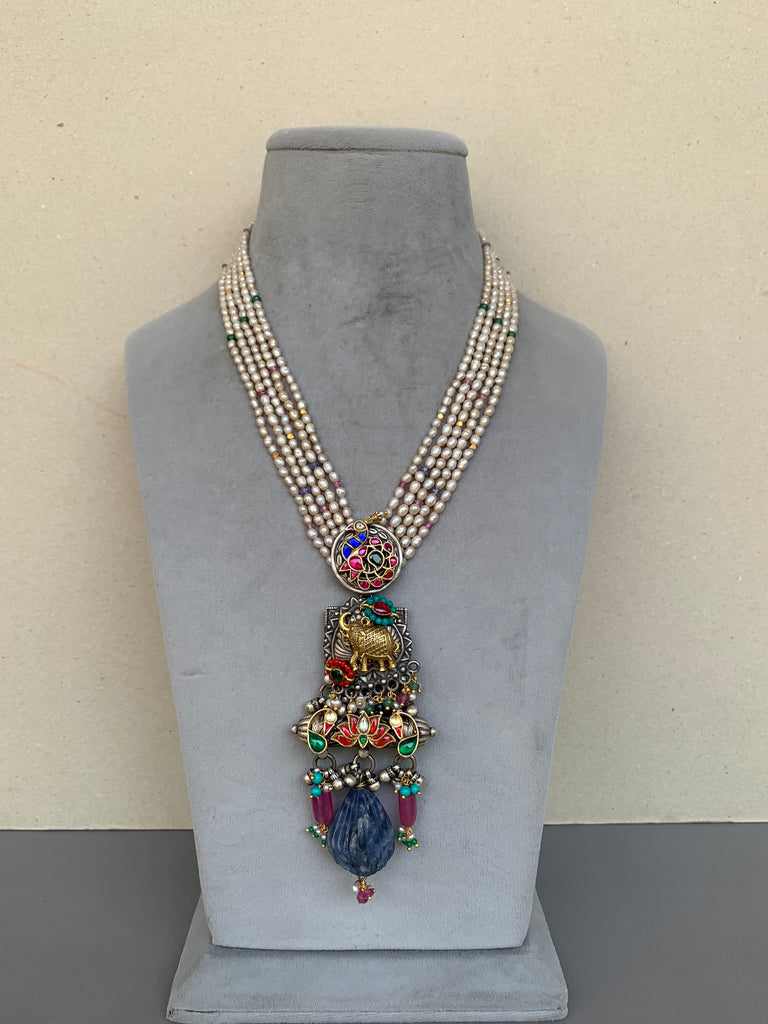 FS198 Maahru Silver Necklace