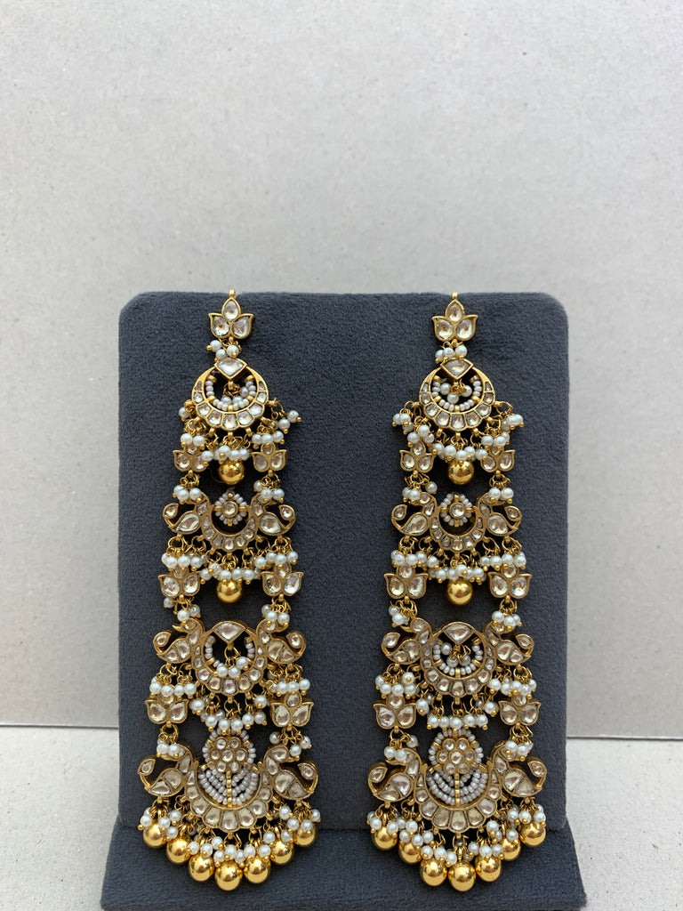 HG94W  Jadau Earrings