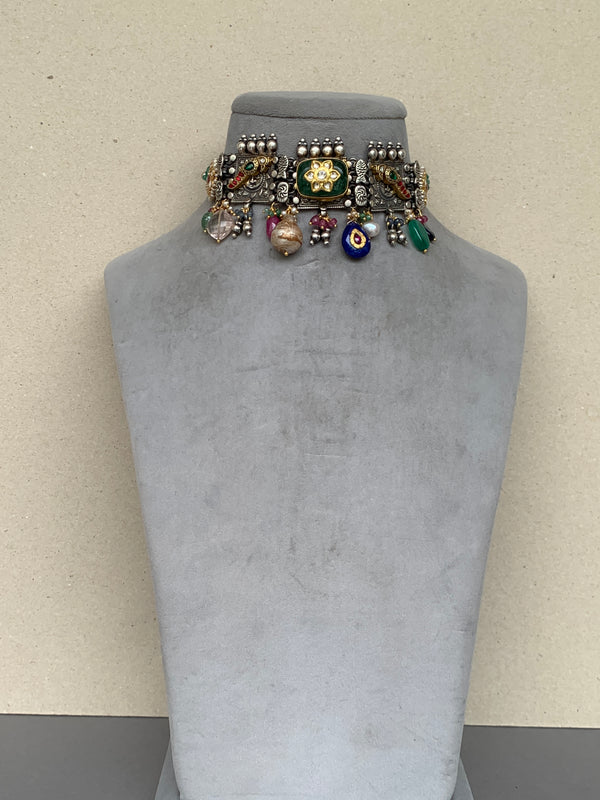 FS111 Maahru Silver Necklace