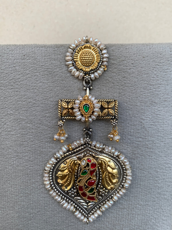 E1857 Maahru Silver Earrings
