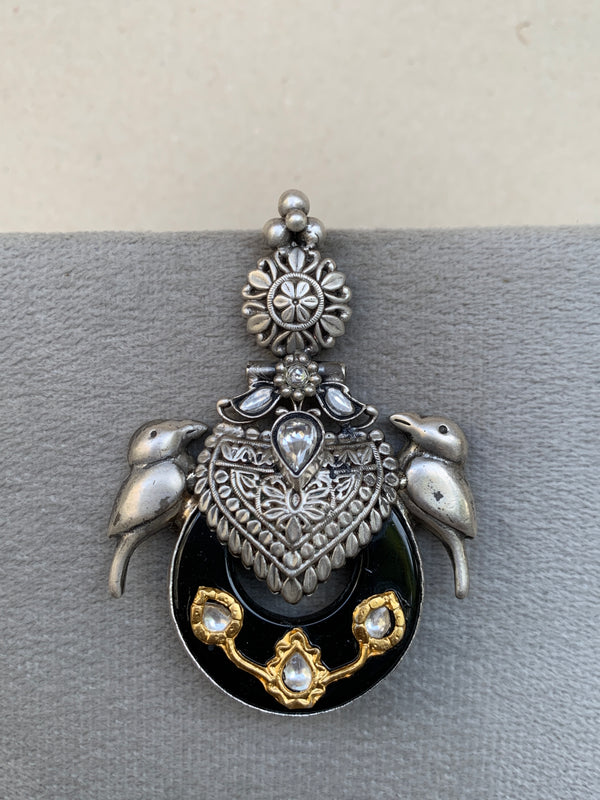 E1851 Maahru Silver Earrings