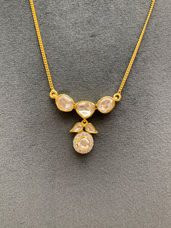 US65  Moissanite Set