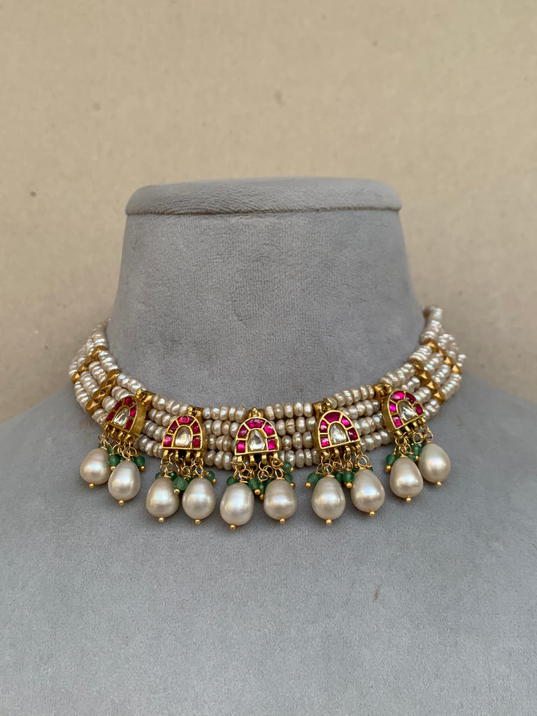 AJ844 Heritage Antique Necklace