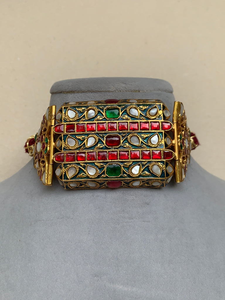 AJ837 Rambaugh Antique Necklace