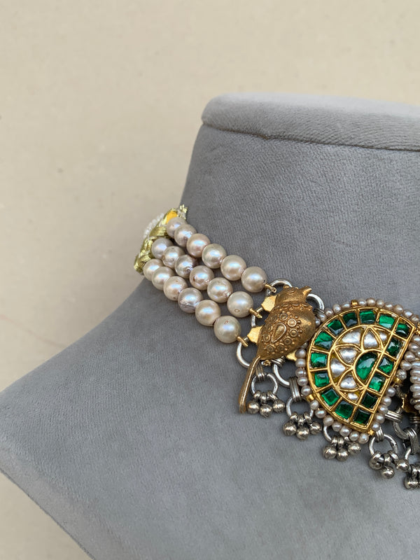 FS181  Maahru Silver Necklace