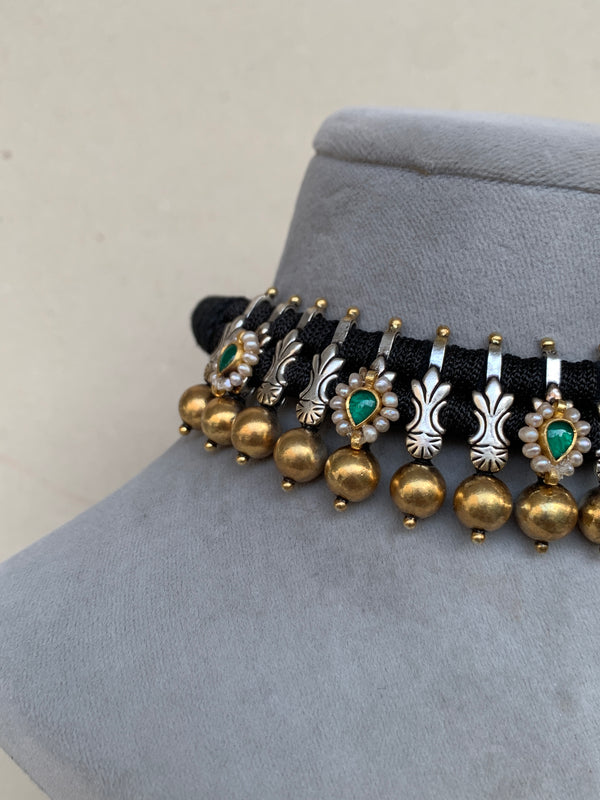 FS173  Maahru Silver Necklace