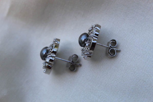 CL800 Grey Diamond Earrings (92.5 silver)