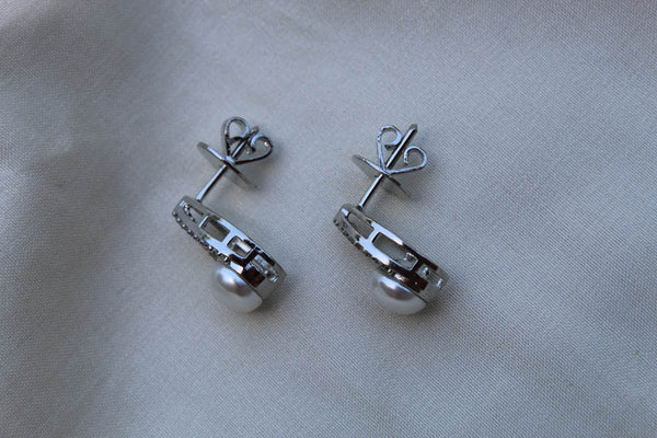 CL806 Diamond Earrings (92.5 silver)