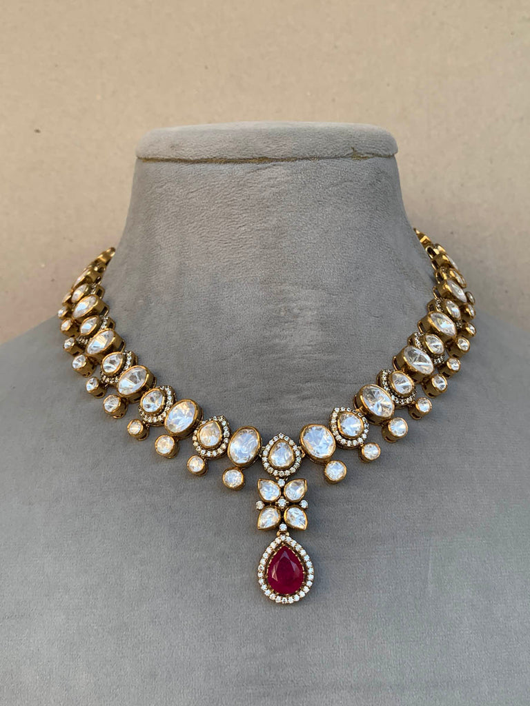 Z1792 Ruby Moissanite Set with Earrings