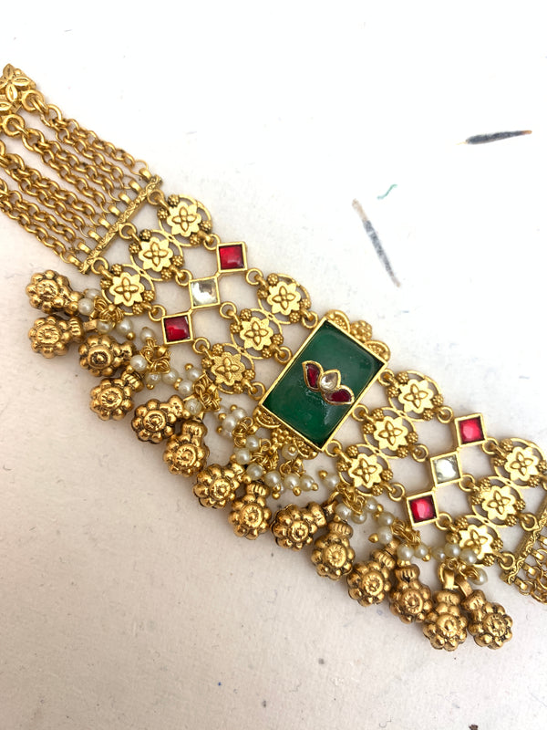 MB1056  Antique Jadau Bracelet