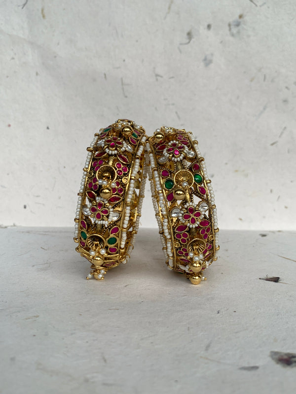 BI551 Antique Jadau Bangle