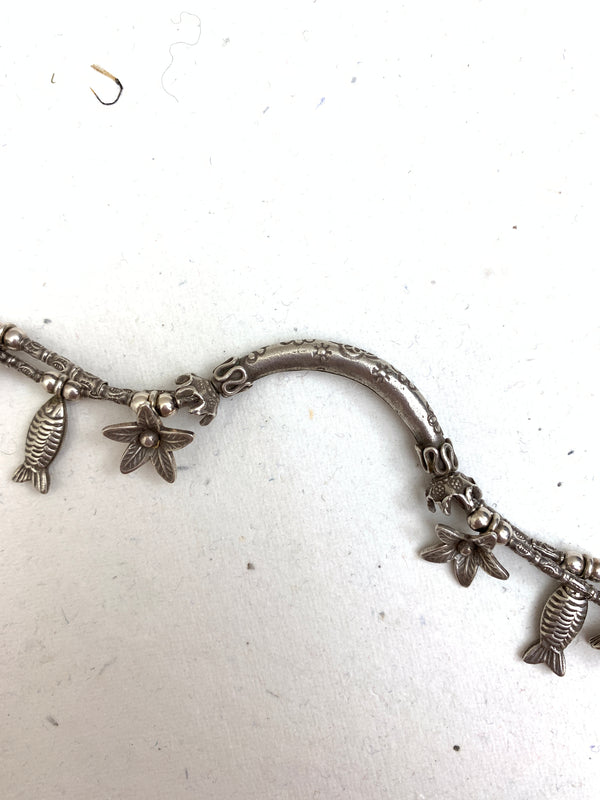 JB821  Maahru Silver Bracelets