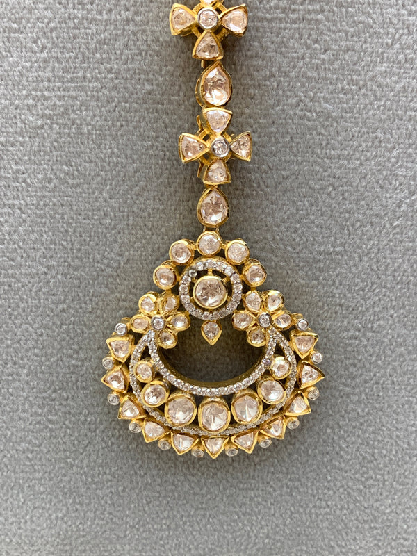 UA213  Moissanite Mangtika