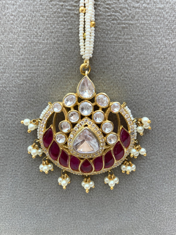 UA94  Moissanite Mangtika