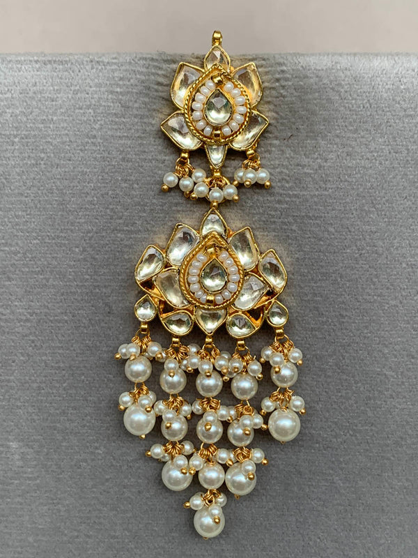 NT442 White Jadau Earrings