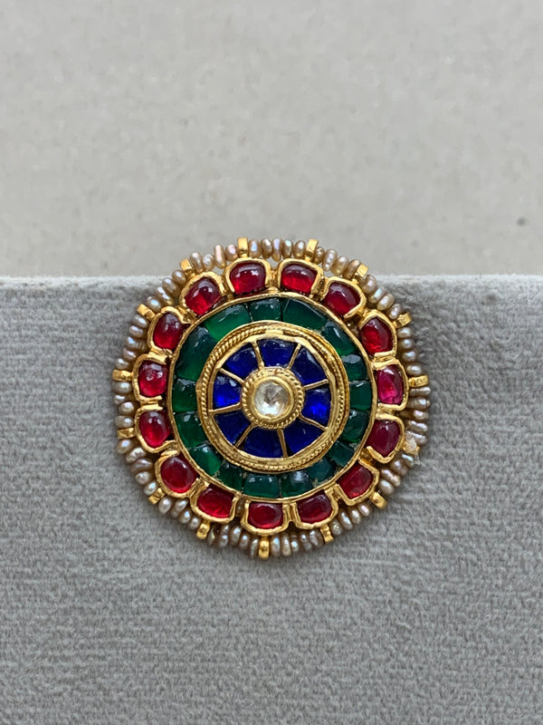 VE12 Heritage Antique Studs
