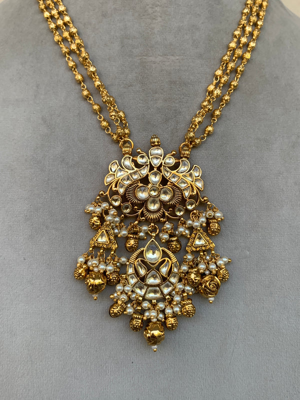 MM1847 White Jadau Set