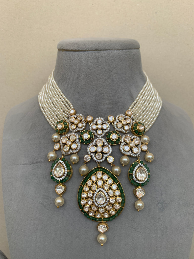 Z1858 Emerald Moissanite Set with Earrings