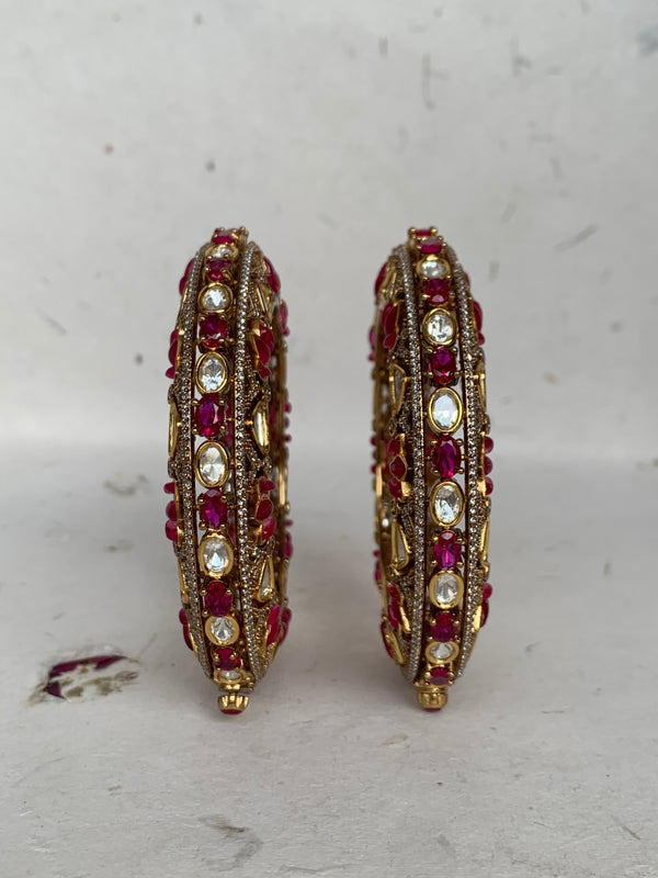EB221 Indo Western Uncut Bangle