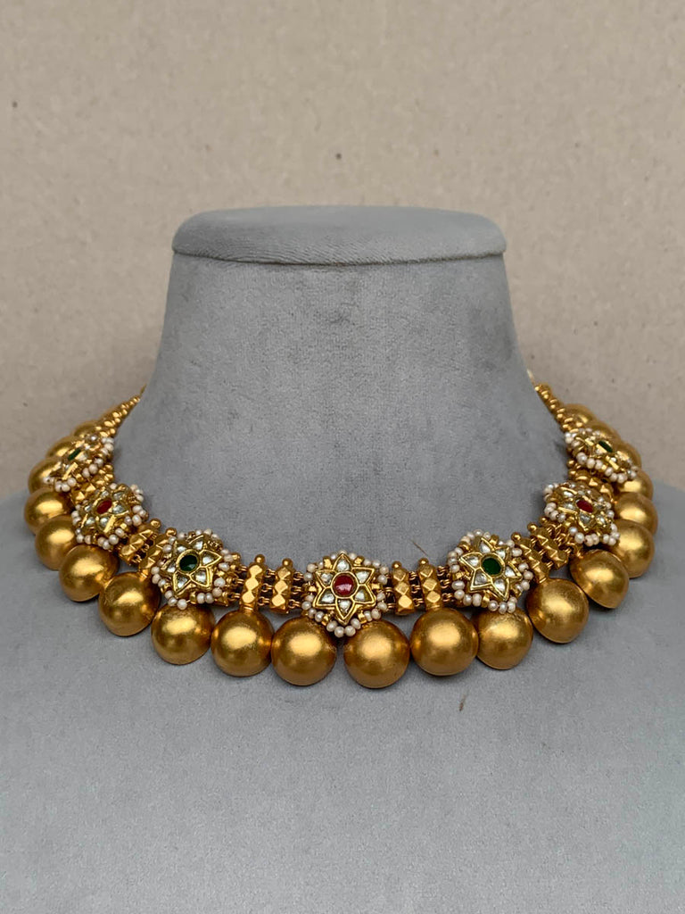 AJ526  Rambagh Necklace