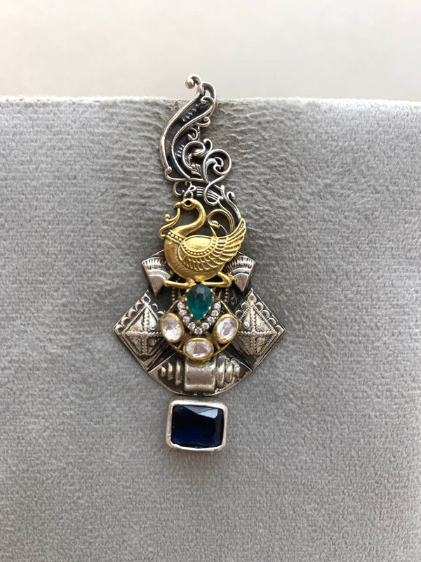 FE11  Maahru Silver Earrings