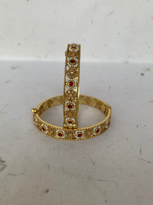 MB989R Red Antique Jadau Bangle