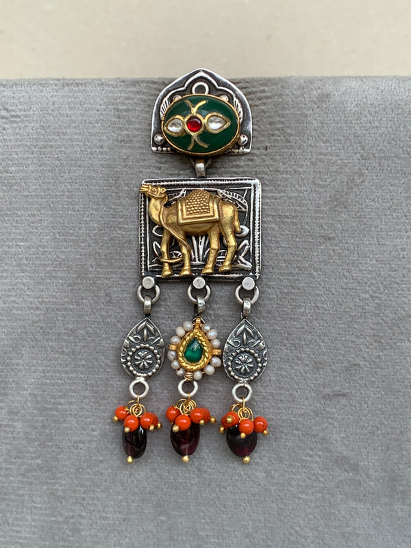 E1730 Maahru Silver Earrings