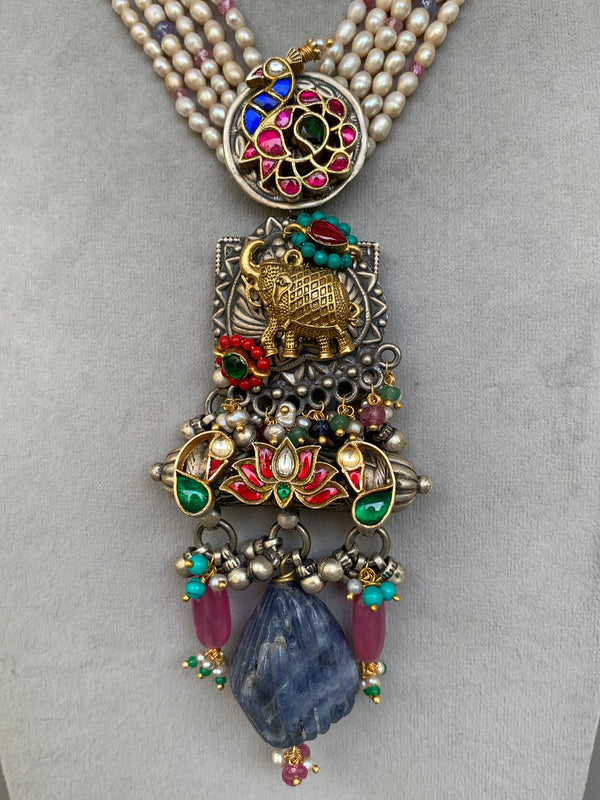 FS198 Maahru Silver Necklace