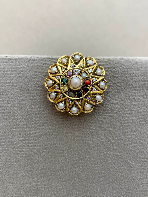 AA1405N Rambaugh Antique Studs