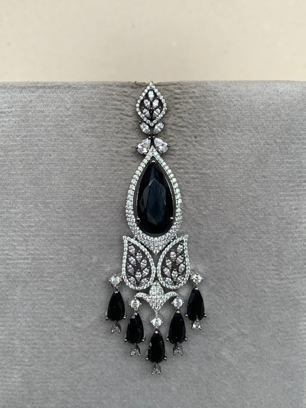 DE842B Diamond Earrings