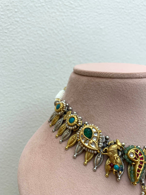 FS251  Maahru Silver Necklace