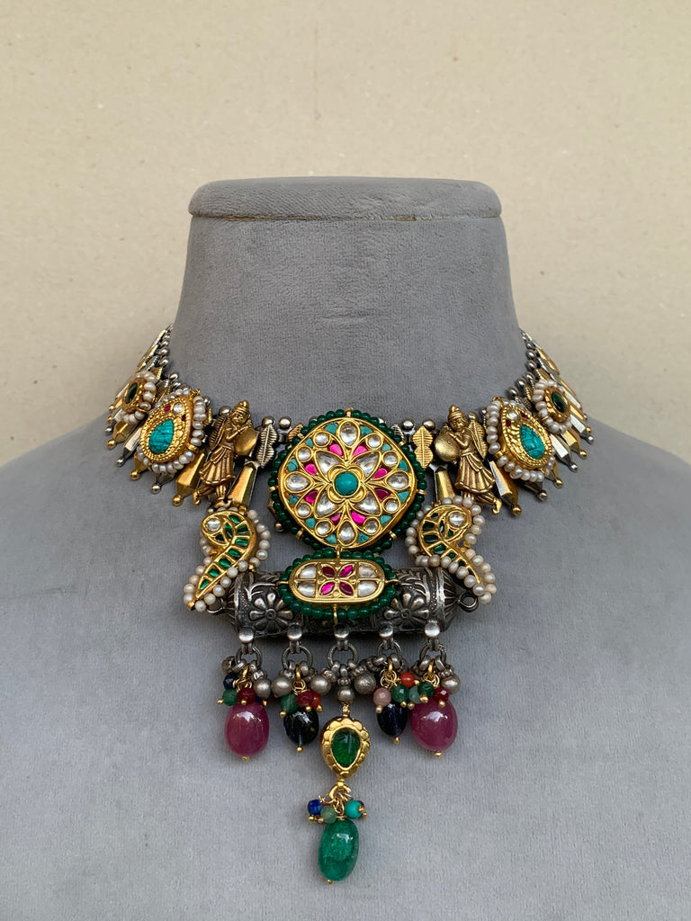 FS206 Maahru Silver Necklace