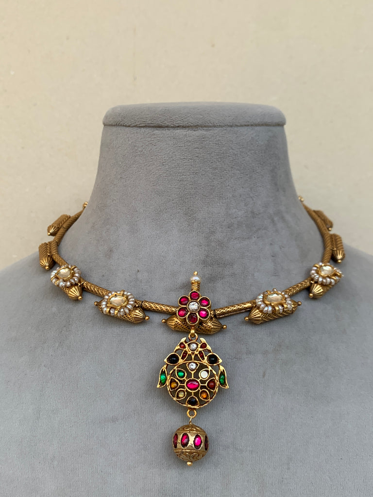 AJ1252  Rambaug  Antique Necklace