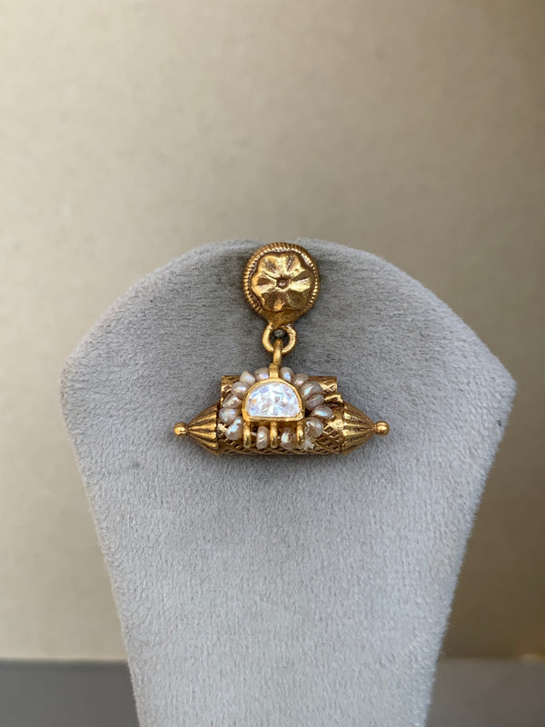 AJ1251  Rambaug  Antique Navratna Set