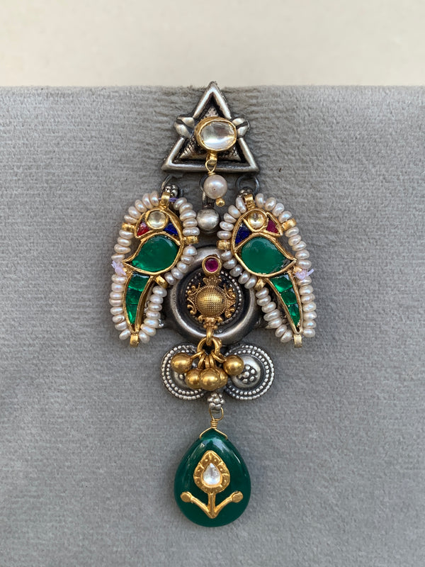 E1932  Maahru Silver Earrings